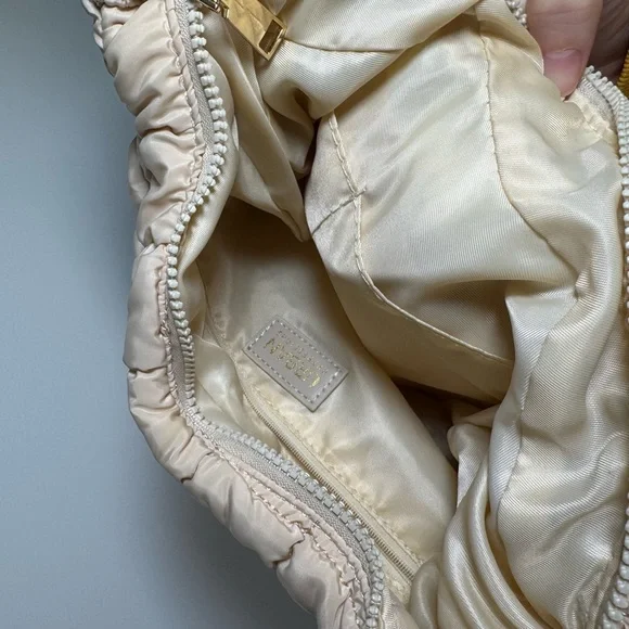 Urban Expressions Quilted Puffer Hobo Bag Beige - Picture 3 of 4